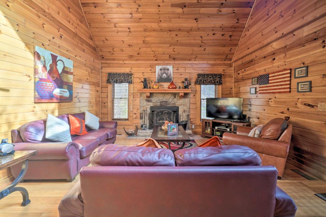 Inviting Sevierville Cabin With Deck And Hot Tub! מראה חיצוני תמונה