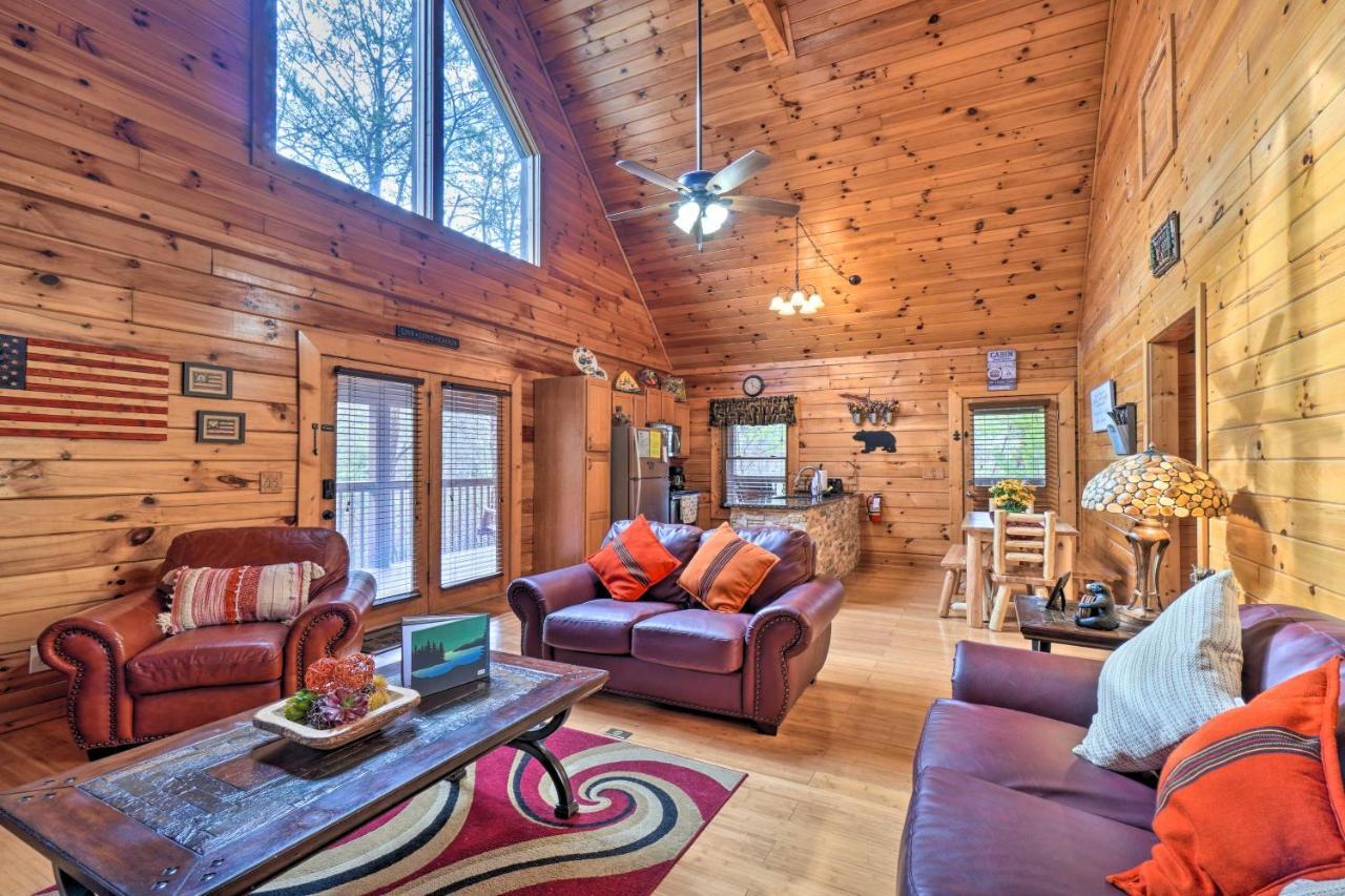 Inviting Sevierville Cabin With Deck And Hot Tub! מראה חיצוני תמונה