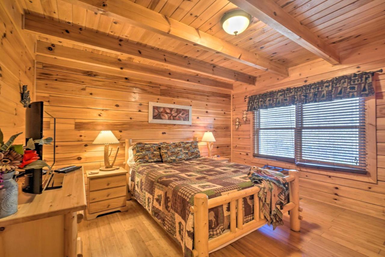 Inviting Sevierville Cabin With Deck And Hot Tub! מראה חיצוני תמונה