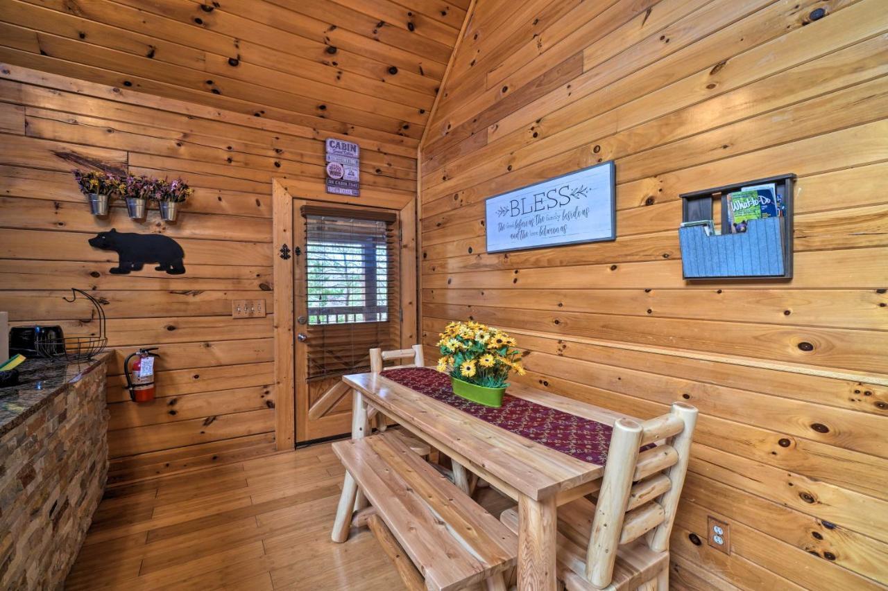 Inviting Sevierville Cabin With Deck And Hot Tub! מראה חיצוני תמונה