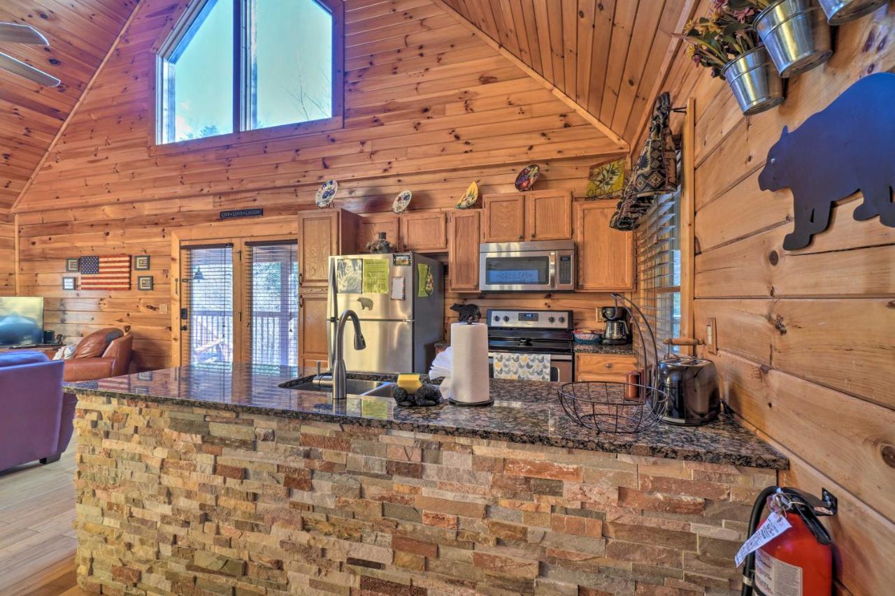 Inviting Sevierville Cabin With Deck And Hot Tub! מראה חיצוני תמונה