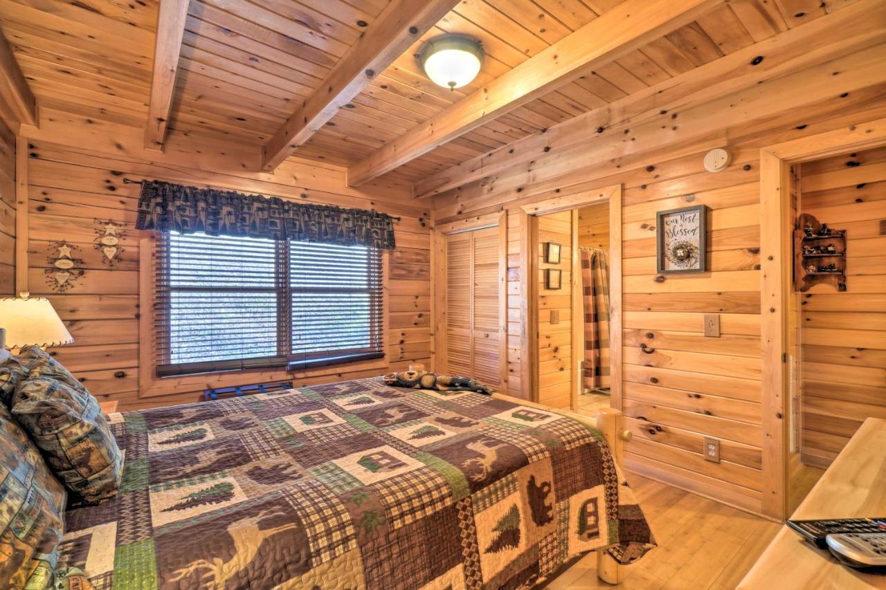 Inviting Sevierville Cabin With Deck And Hot Tub! מראה חיצוני תמונה
